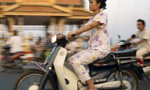 Viettel “tấn công” vào thị trường viễn thông Campuchia