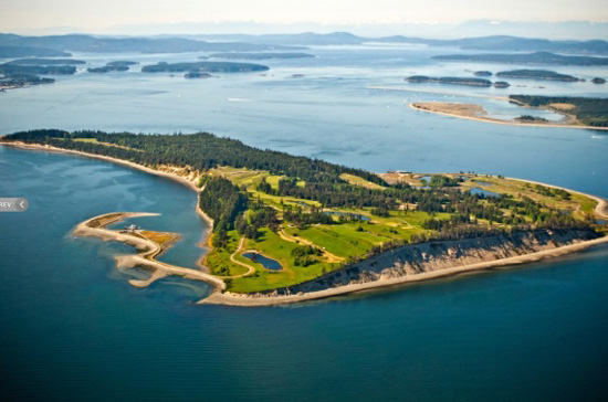 Mua đảo đương nhiên phải chi bộn tiền, và chỉ nhà giàu mới có khả năng - Ảnh: SAI.