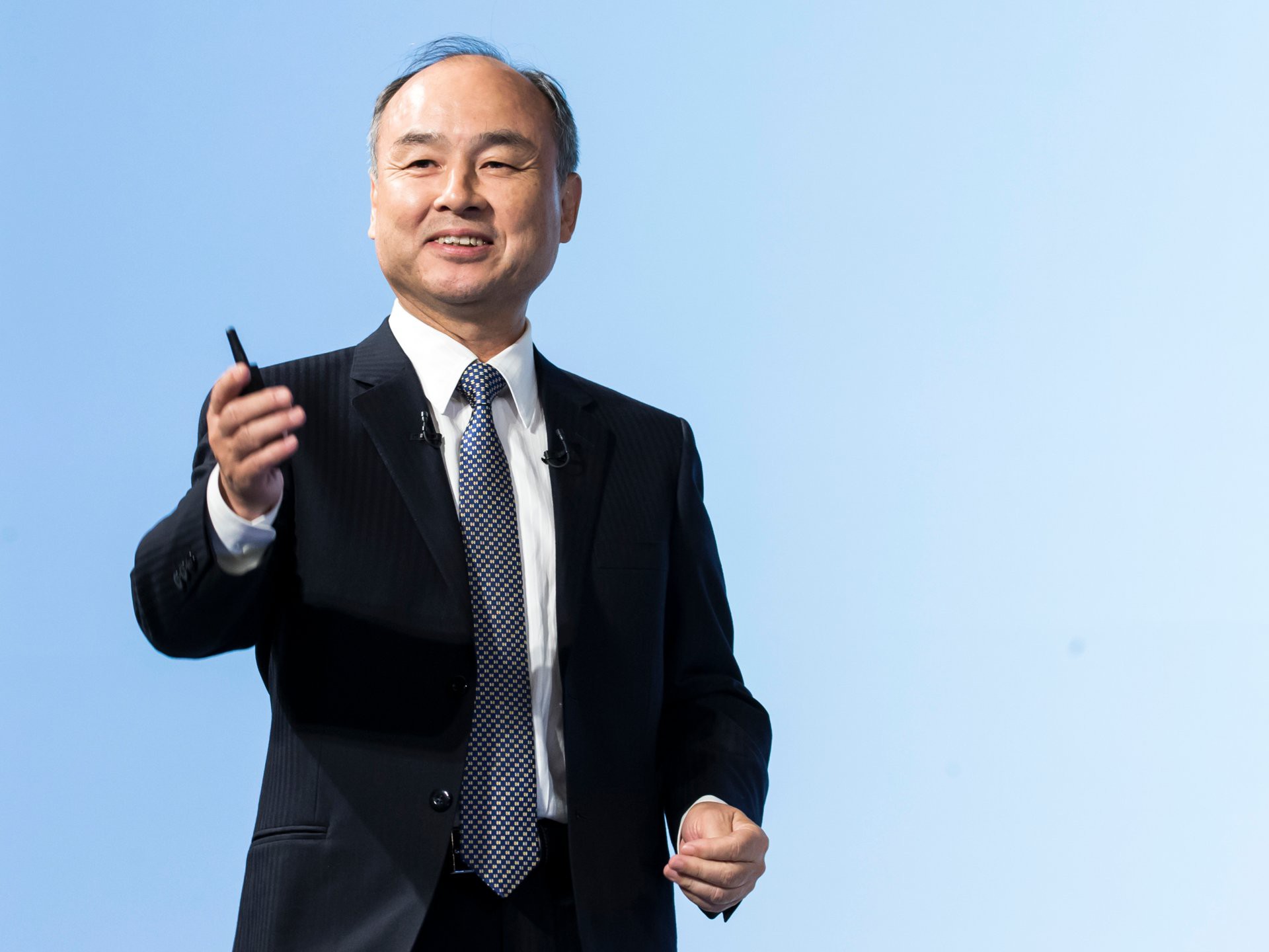 Những điều ít biết về tỷ phú liều ăn nhiều của SoftBank - Ảnh 14.
