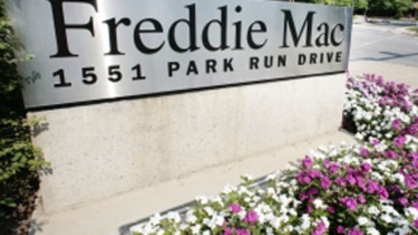 Chính phủ Mỹ ra tay giải cứu hai “đại gia” tài chính