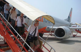 Năm 2010, Jetstar Pacific phục vụ khoảng 2 triệu lượt khách.