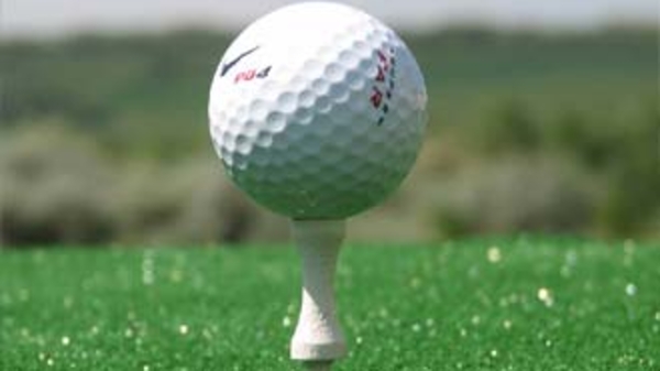 “Lạm phát” sân golf