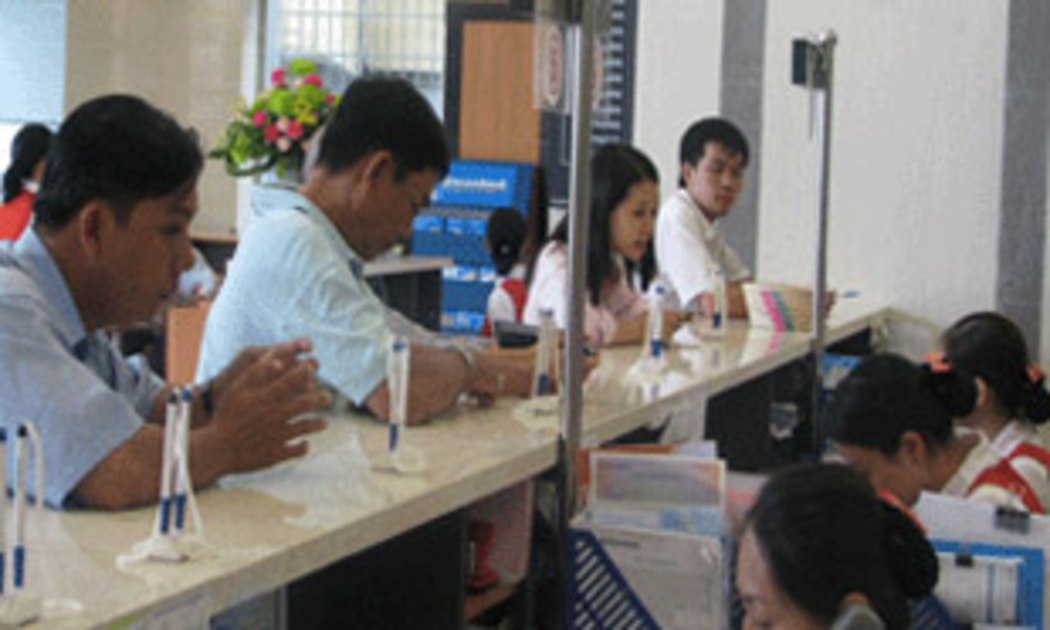 Việc giảm trừ số lãi tiền vay hỗ trợ lãi suất được thực hiện đồng thời với việc thu lãi tiền vay của ngân hàng thương mại.