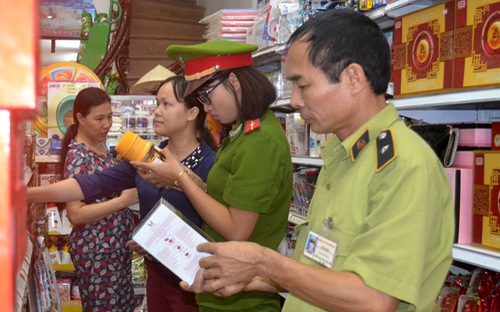 Chính phủ nhìn nhận, hoạt động thanh tra, kiểm tra chuyên ngành nói riêng vẫn tồn tại những 
hạn chế, còn những vụ việc gây phiền hà, sách nhiễu doanh nghiệp.