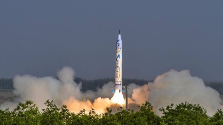 Được thành lập vào năm 2015, OneSpace thường được so sánh với công ty vũ trụ SpaceX của tỷ phú Elon Musk.