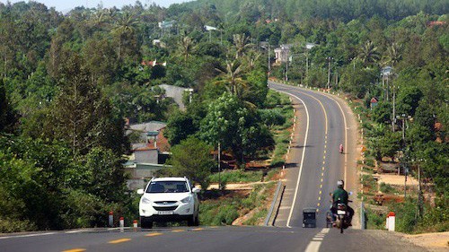 Đường Hồ Chí Minh khu vực Tây Nguyên dài khoảng 553 km, đã hoàn thành toàn bộ.
