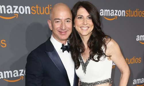 Vợ cũ của Jeff Bezos tuyên bố dành nửa khối tài sản 37 tỷ USD làm từ thiện