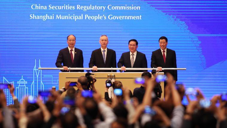 Hơn 100 công ty đang chờ để niêm yết trên sàn Star - Ảnh: Getty Images. 