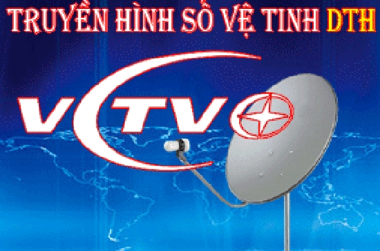 DTH (Direct to home) là phương thức truyền dẫn thông tin sử dụng công nghệ kỹ thuật số qua vệ tinh trên băng tần Ku (tần số từ 10.7 đến 14.8 GHz), truyền trực tiếp tín hiệu truyền hình đến từng máy thu hình ở các hộ gia đình mà không qua một thiết bị trung gian nào.