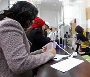 Mức phạt cao nhất đối với giao dịch nội gián là 70 triệu đồng - Ảnh: Việt Tuấn.