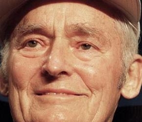 Sam sống kín đáo và tiết kiệm đến mức khi tạp chí Forbes bầu ông là người giàu nhất nước Mỹ vào năm 1985, các tờ báo và truyền hình khắp nước mới bắt đầu đặt câu hỏi: “Đó là ai?”, “Ông ta sống ở đâu?”...