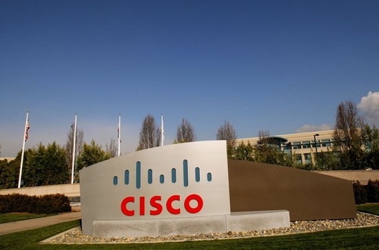 Phía trước đại bản doanh của Cisco - cái tên đứng đầu danh sách công ty Mỹ “mất giá” nhất thập kỷ - Ảnh: Reuters.