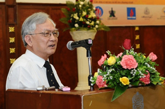 Chuyên gia kinh tế Bùi Kiến Thành: " Việc sử dụng hàng hóa trong nước chưa được quan tâm đúng mức"