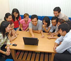 Những người trẻ, có năng lực đang ngày càng chiếm ưu thế trên thị trường nhân sự có mức lương cao.