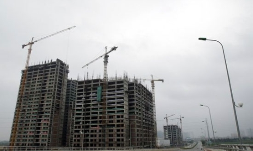 Đua nhau “khoe” tiến độ dự án bất động sản