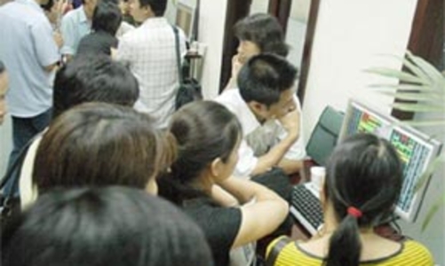 Giao dịch không sàn: Rắc rối chuẩn hóa công nghệ