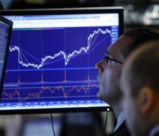 Chỉ số Dow Jones và S&P 500 có 6 tuần tăng điểm mạnh nhất kể từ tháng 7/1938 - Ảnh: Reuters.