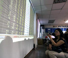 Quy mô của thị trường chứng khoán sẽ không thể tăng lên mạnh được, nếu quanh đi quẩn lại vẫn chỉ có những khuôn mặt cũ.