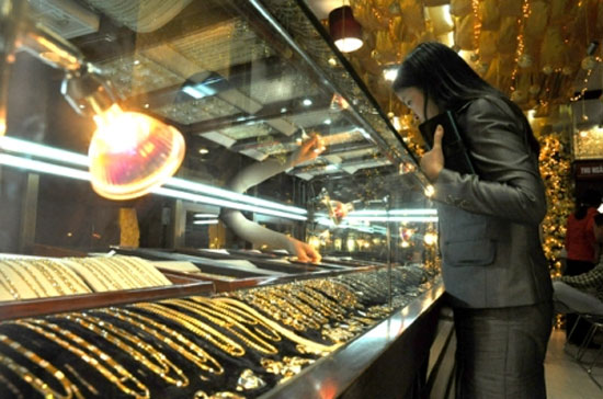 Văn bản trả lời của Thống đốc đã đưa ra số liệu về diễn biến xuất nhập khẩu vàng giai đoạn 1998 đến tháng 9/2010.