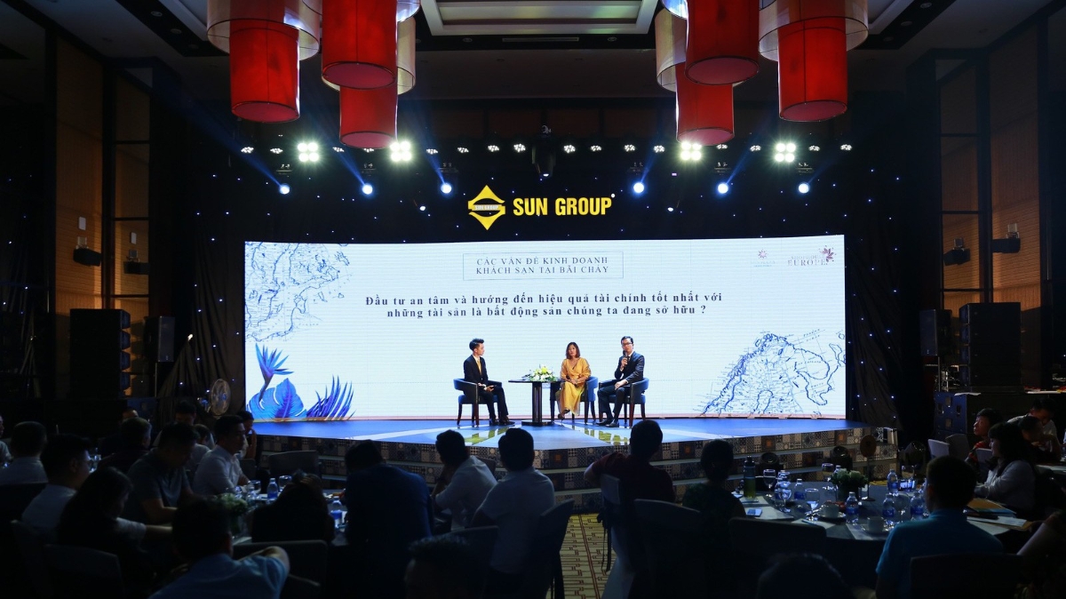 Tọa đàm giải đáp thắc mắc cho nhà đầu tư về triển vọng thị trường, bí quyết kinh doanh khách sạn "sinh lời bền vững".