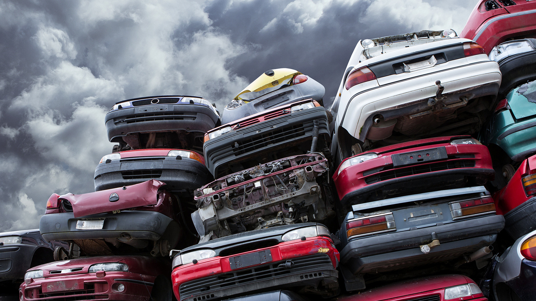 Copart sở hữu mạng lưới bãi phế liệu trải dài từ Mỹ, Brazil, Anh cho tới Trung Đông - Ảnh: Bloomberg.