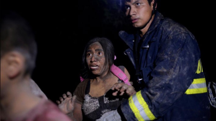 Hàng trăm người thương vong vì núi lửa phun trào ở Guatemala - Ảnh 1.