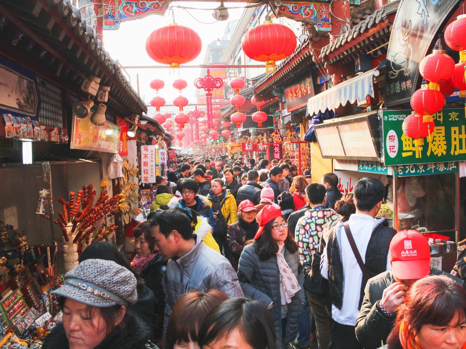 19 nền kinh tế nhiều tỷ phú nhất thế giới - Ảnh 18.