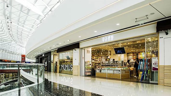 “Copy văn hóa”, cách phát triển của những cửa hiệu như Miniso - Ảnh 1.