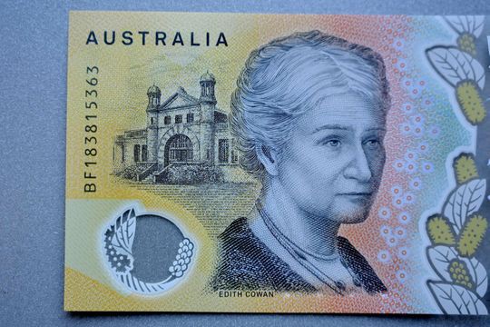Gần 400 triệu tờ Đôla Australia bị in sai do lỗi đánh máy - Ảnh 1.