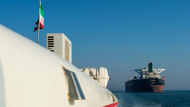 Iran là một trong những quốc gia nằm bên eo biển Hormuz - Ảnh: Bloomberg/CNBC.