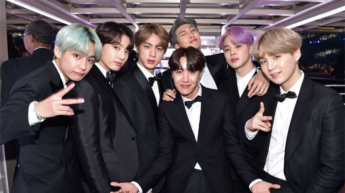 BTS là nhóm nhạc nam nổi tiếng nhất thế giới hiện nay.