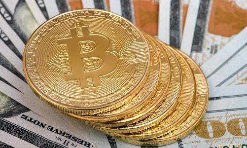 Đà tăng quá mạnh, Bitcoin phá tiếp mốc 22.000 USD