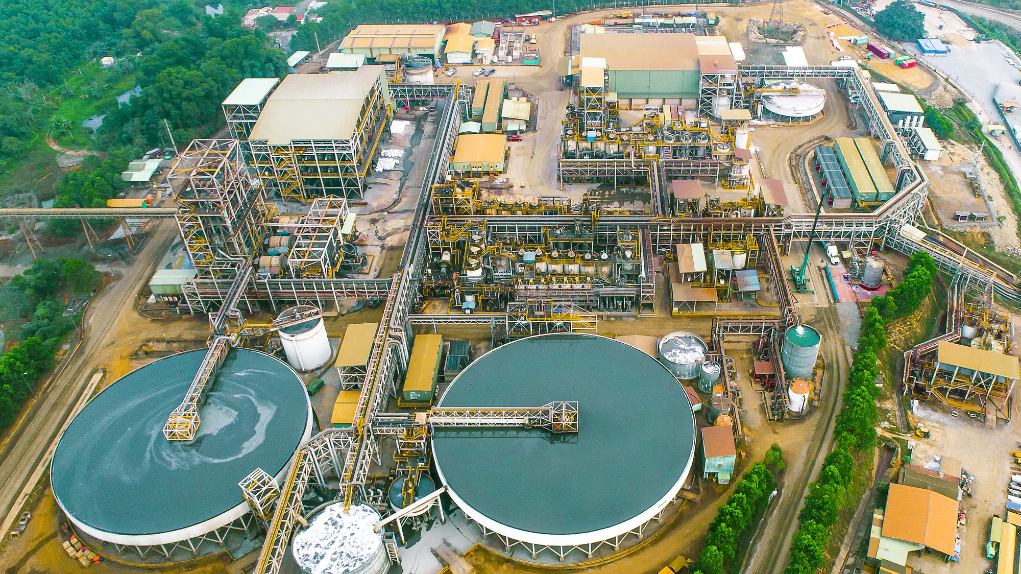 Dây chuyền nhà máy hiện đại của Masan High-Tech Materials tại Việt Nam.