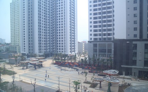 Cùng với việc bàn giao căn hộ khu Ruby, TNR Holdings đang hoàn thiện các
 khâu xây dựng cuối cùng của khu Sapphire và cung cấp ra thị trường 
những căn hộ tiêu chuẩn với những tiện ích cao cấp.