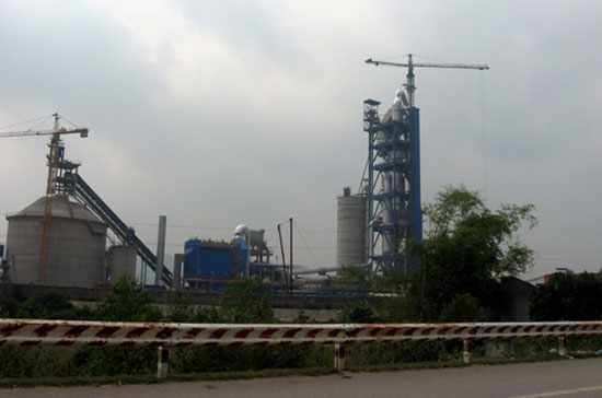 Nhà máy xi măng Đồng Bành. Riêng năm 2011, nhà máy này thiếu 141 tỷ đồng để trả nợ gốc và lãi.