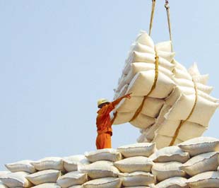 Hiện lượng tồn kho của các doanh nghiệp xuất khẩu là trên 888 ngàn tấn.