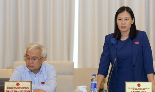 Đường sắt ì ạch: “Đừng đổ cho luật không tốt”