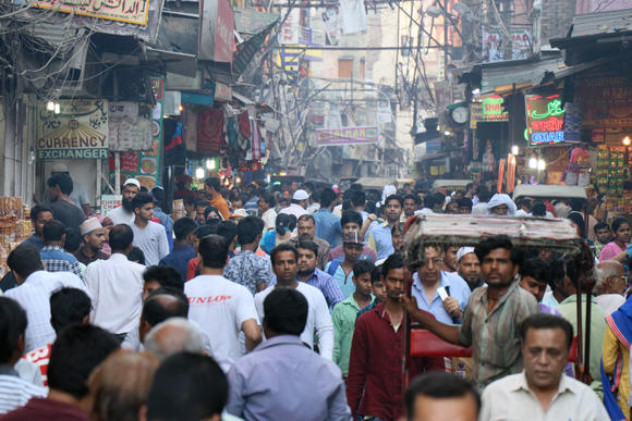 <span style="font-style: normal;">Tại châu Á và Trung Đông, chênh lệch dân số nam so với nữ là 100 triệu người - Ảnh: </span>Nikkei.