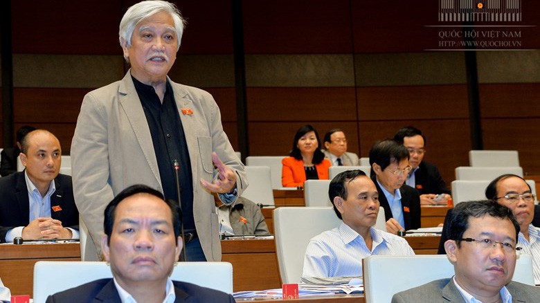 Đại biểu Dương Trung Quốc cho rằng phòng, chống tham nhũng cần tập trung vào những người sử dụng quyền lực để mưu lợi cho mình