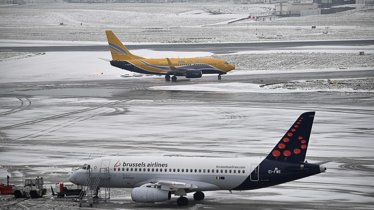 Bỉ hủy tất cả chuyến bay trong vòng 24h.