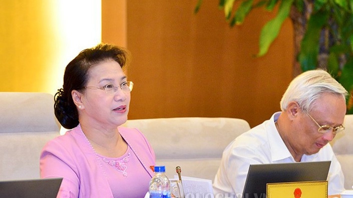 Chủ tịch Quốc hội Nguyễn Thị Kim Ngân phát biểu tại phiên họp.