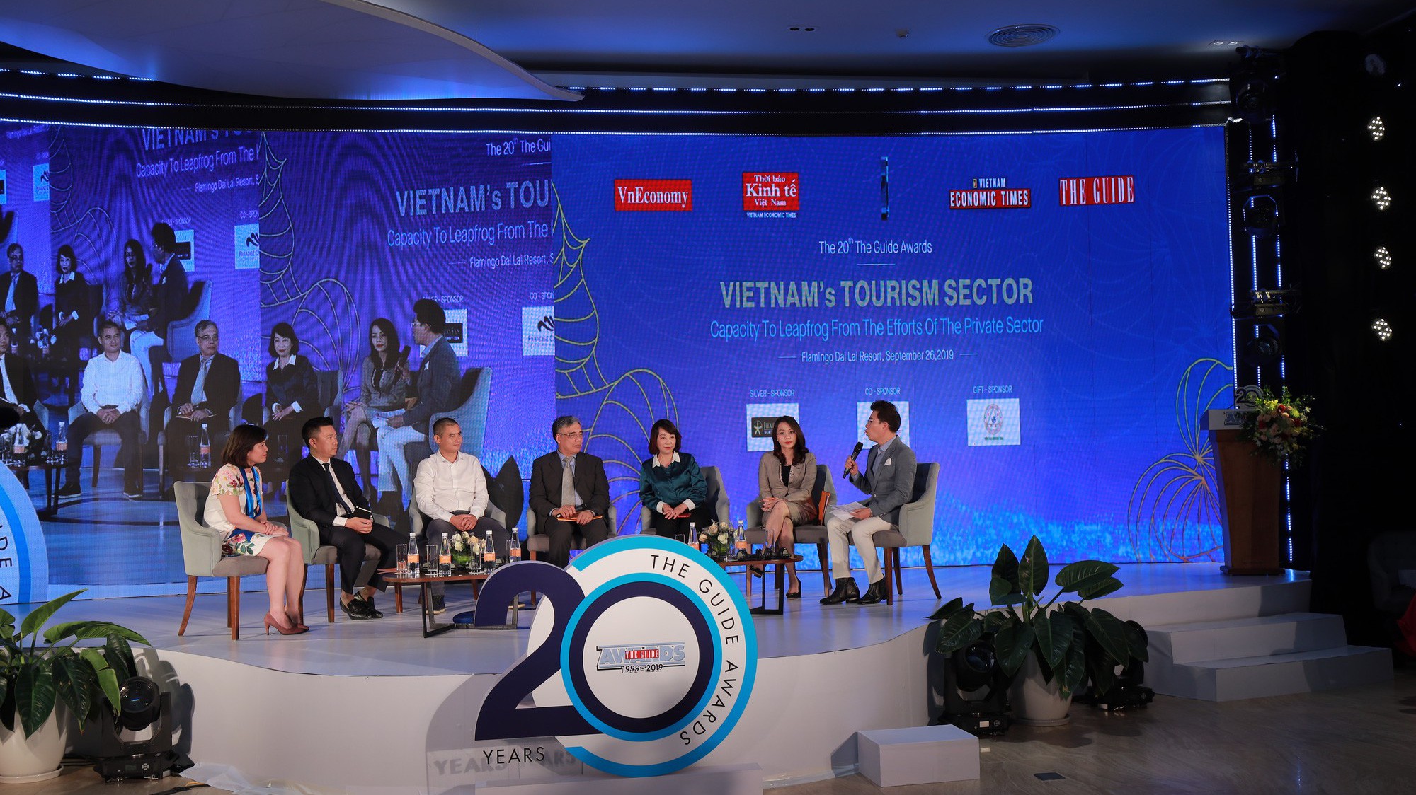 Toạ đàm tại Liên hoan các Doanh nghiệp Du lịch Việt Nam – The Guide Awards – lần thứ 20 - Ảnh: Xuân Khoa.