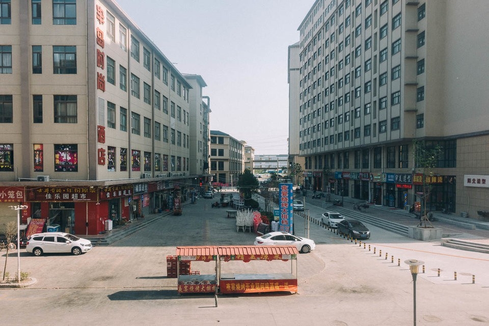 Bên trong thành phố iPhone sản xuất 500.000 chiếc/ ngày ở Trung Quốc - Ảnh 16.