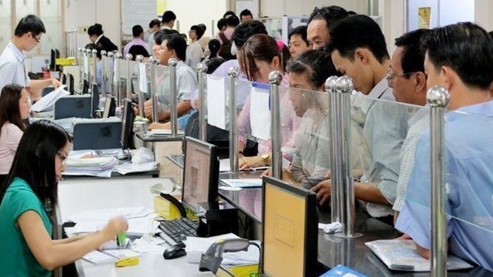 Yêu cầu tăng cường kiểm tra việc thực hiện thủ tục hành chính và kiến nghị sửa đổi những quy định về thủ tục hành chính không còn phù hợp gây vướng mắc, khó khăn cho người dân và doanh nghiệp trong quá trình thực hiện.