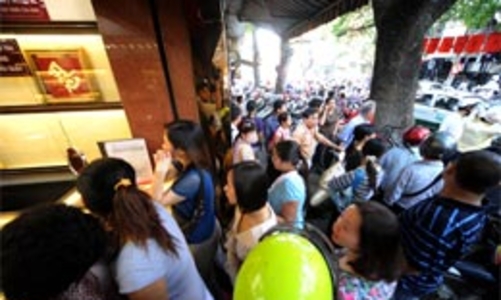 “Bão” vàng tạm lắng