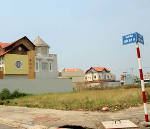 "Nhà nước cần xây dựng được một thị trường cầm cố nhà ở phát triển cả về cấp độ sơ cấp lẫn thứ cấp, có nhiều công cụ tài chính hỗ trợ và nhiều tổ chức tài chính tham gia kinh doanh, hoạt động".