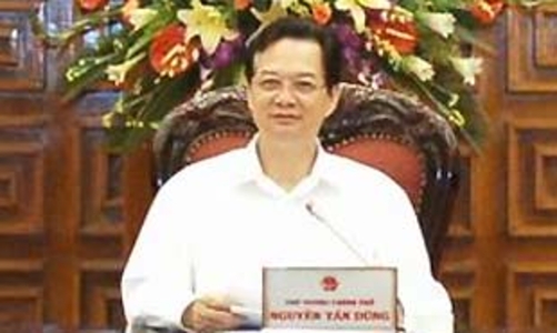 Thủ tướng: Cần tiếp tục thực hiện chính sách tiền tệ thắt chặt