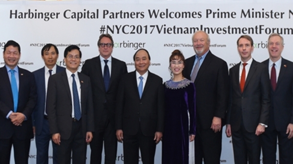 Thủ tướng gặp đại diện 20 tập đoàn lớn tại Mỹ