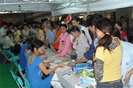 Dự  kiến sẽ có hơn 200.000 công nhân và người lao động trong 100 khu công nghiệp, khu chế xuất tham gia trực tiếp vào chương trình này.