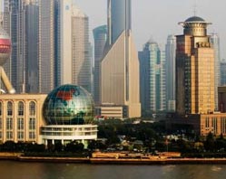 Mô hình kinh tế cũ của Trung Quốc đã là một thành công vang dội, đem lại tốc độ tăng trưởng ở mức 10% mỗi năm trong vòng 30 năm qua.